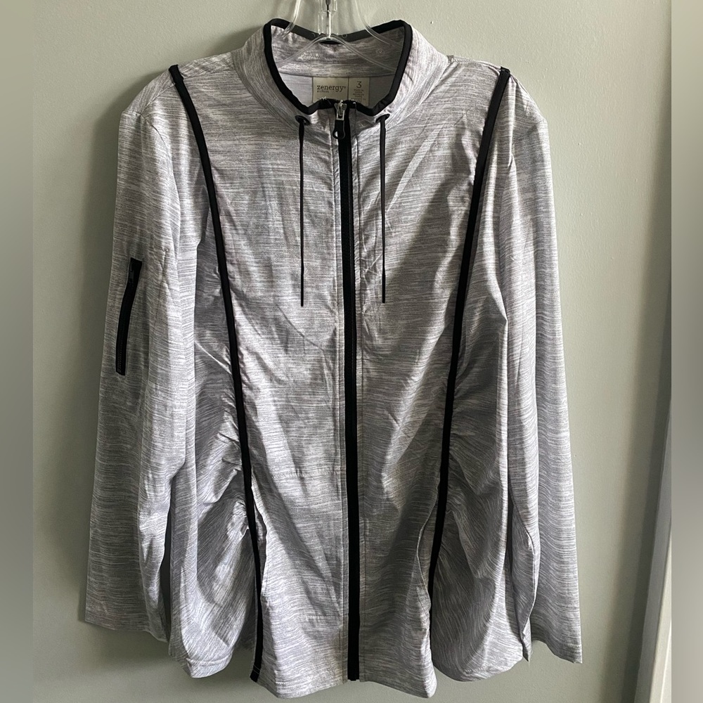 Womens lightweight zip up